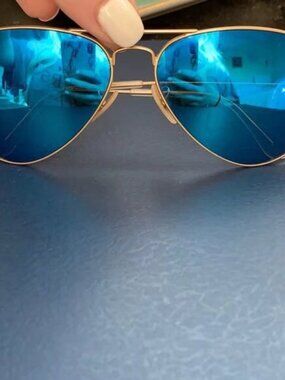 Ray-Ban 3025 Blue Aviator Sunglasses 58mm